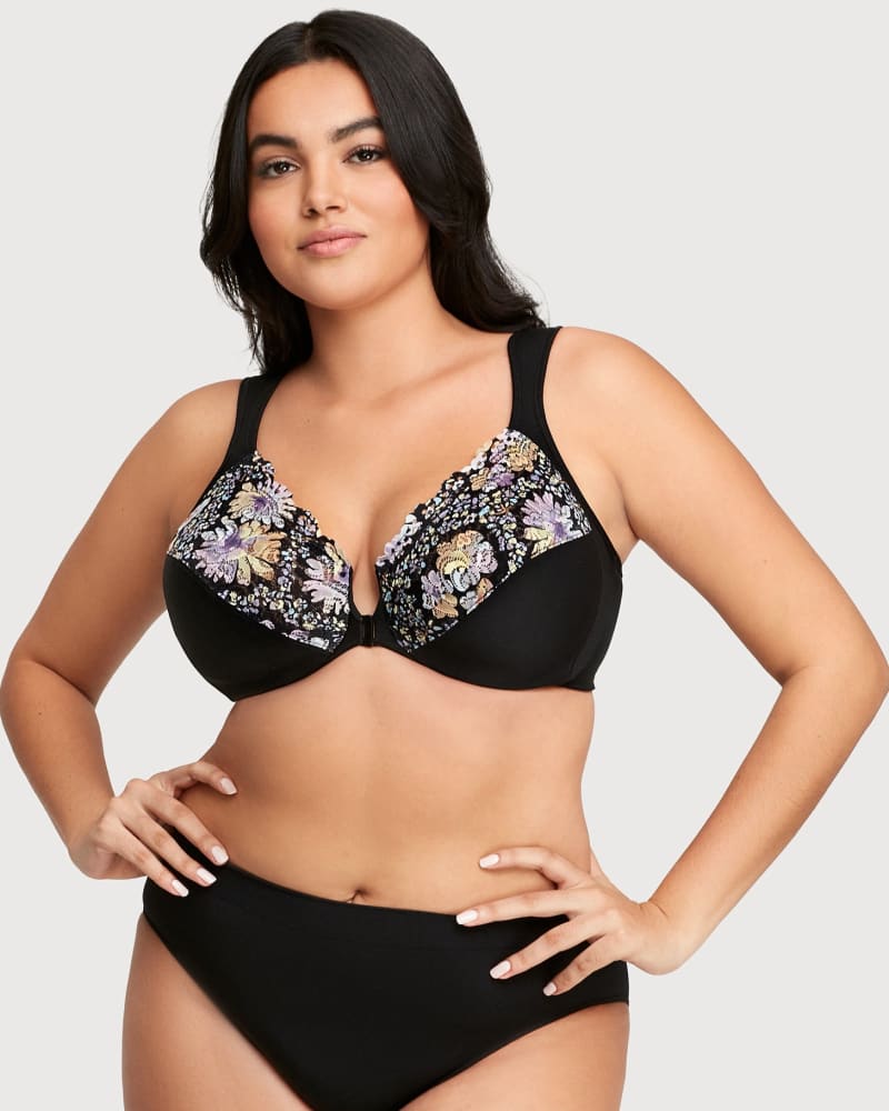 Front of a model wearing a size 42H WonderWire Front-Closure Bra in Floral Print by Glamorise. | dia_product_style_image_id:262995